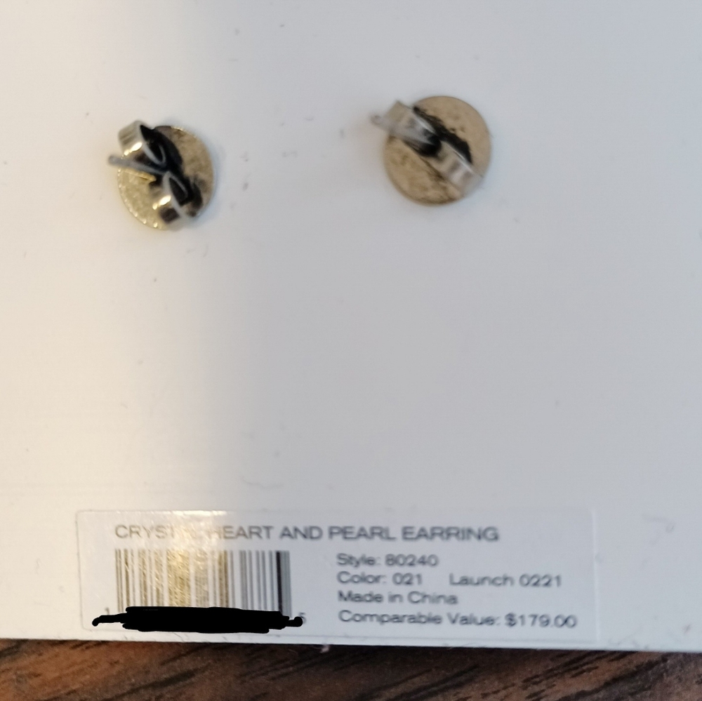 Tory Burch Pearl Earrings - Picture 3 of 4